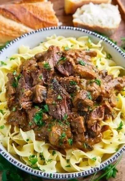 Ina Garten Recipes | Savory Southern Slow-Cooked Beef and Noodles | Facebook Pot Roast Beef Stroganoff, Roast Beef Stroganoff, Pot Roast Beef, Beef Stroganoff Recipe, Closet Cooking, Stroganoff Recipe, Pot Roast Recipes, Beef Stroganoff, Carne Asada