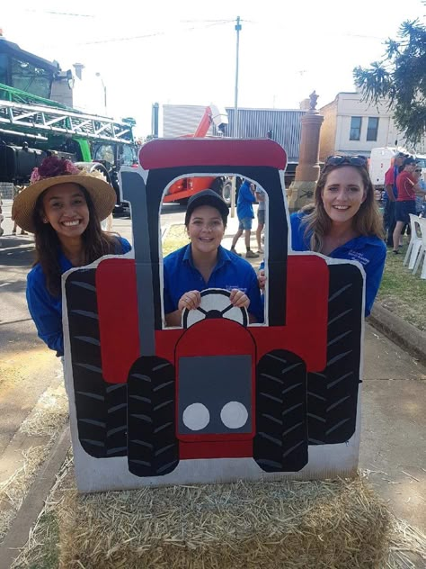 Farm Party Photo Booth, Farm Animal Photo Booth, Diy Cardboard Tractor, Tractor Photo Prop, Farm Photo Op Board, Tractor Photo Booth, Diy Farm Decor, Farm Photo Booth, Tractor Games