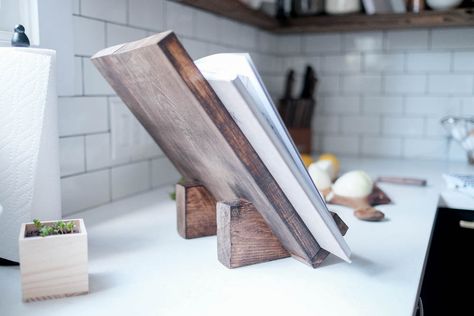 DIY Cookbook Stand (Using Scrap Wood) - The Learner Observer Diy Cookbook Stand, Diy Wood Books, Diy Book Stand, Using Scrap Wood, Diy Cookbook, Cookbook Stand, Cook Book Stand, Wood Projects For Beginners, Wood Crafting Tools