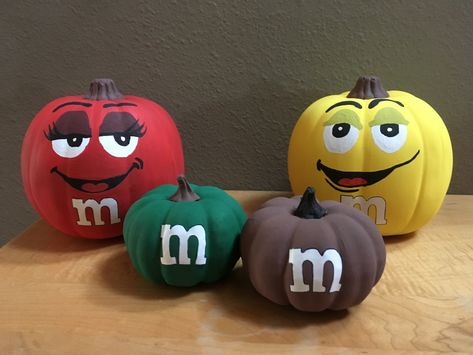 Incredible Pumpkin Painting, M & M Painted Pumpkins, M&m Pumpkin Painting Ideas, M&m Pumpkin, M M Pumpkin Painting, Pumpkin Painting Party, Class Treats, Pumpkin Paintings, Pumpkin People