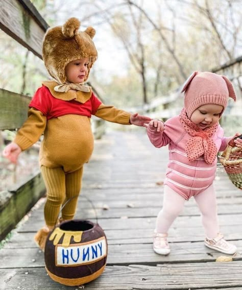 Piglet Halloween Costume, Piglet Costume, Sister Halloween Costumes, Winnie The Pooh Costume, Sibling Halloween Costumes, Sibling Costume, Winnie The Pooh Halloween, Halloween Costume Toddler Girl, Twin Halloween