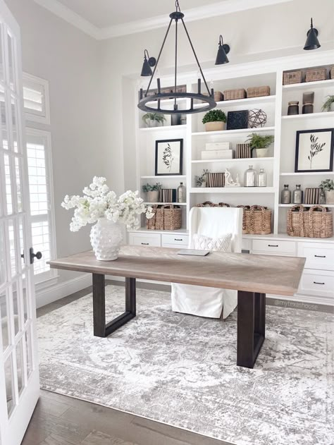 Woodland Office, Modern Farmhouse Office, Office 2023, Transitional Home Office, Feminine Home Offices, Future Office, Library Office, Cozy Home Office, Office Room Decor