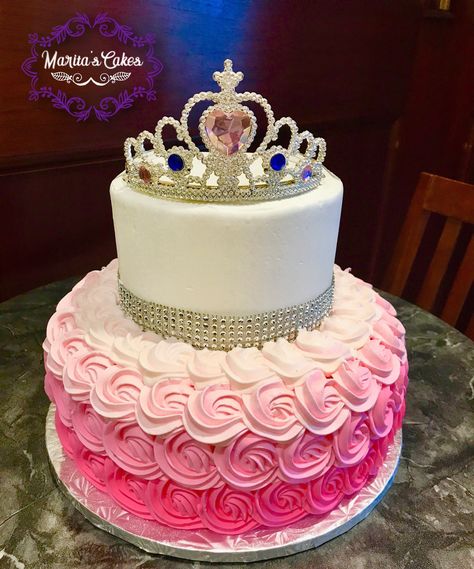 Pink Princess Cake, Birthday Cake Crown, Pink Princess Cakes, 26 Birthday Cake, 14th Birthday Cakes, 17 Birthday Cake, Fiesta Cake, Birthday Cake Decorating Ideas, Princess Birthday Cake