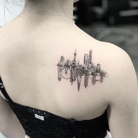 london tattoo city London Skyline Tattoo, Skyline Tattoo, 12 Tattoos, 13 Tattoos, Map Tattoos, City Tattoo, London Tattoo, Geniale Tattoos, Architecture Tattoo