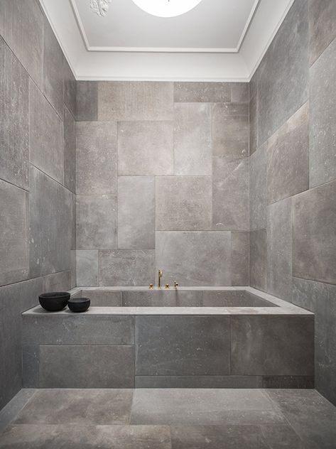 Gray minimalistic bathroom | Norm Architects Bathroom Minimalist, Luxury Bathroom Master Baths, Minimalist Bathroom Design, Concrete Bathroom, Bathroom Remodel Ideas, Bad Inspiration, Bathroom Design Luxury, Bathroom Spa, Contemporary Bathrooms