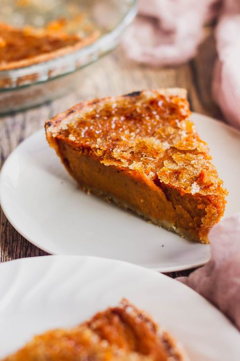 Brulee Bourbon Sweet Potato Pie Bourbon Sweet Potato Pie, Homemade Bourbon, Bourbon Sweet Potatoes, Sweet Potato Dessert, Potato Pie Recipe, Sweet Potato Pies Recipes, Holiday Desserts Table, Caramelized Sugar, Potato Pie