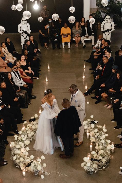 The Ultimate nerd wedding: A Chic Star Wars Wedding in Long Beach, CA Intimate Wedding Inspiration, Star Wars Elopement, Wedding Inspo Unique, Wedding Ideas Black People, Star Wars Wedding Dress, Small Intimate Wedding Ceremony, Simple Chic Wedding, Small Intimate Wedding Ideas, Small Elopement Wedding