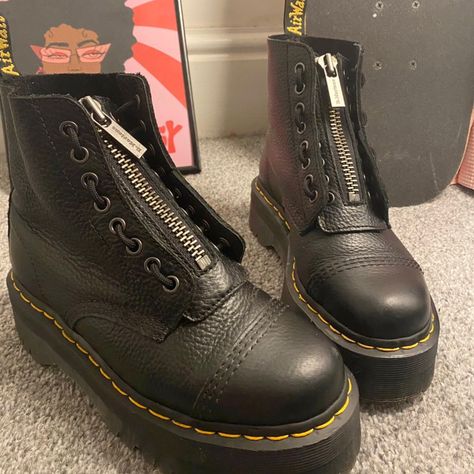 Dr Martens Sinclair Boots, Dr Martens Sinclair, Martens Outfit, Dr Martens Outfit, Doc Martens, Dr. Martens Boots, Dr. Martens, Made It, Combat Boots