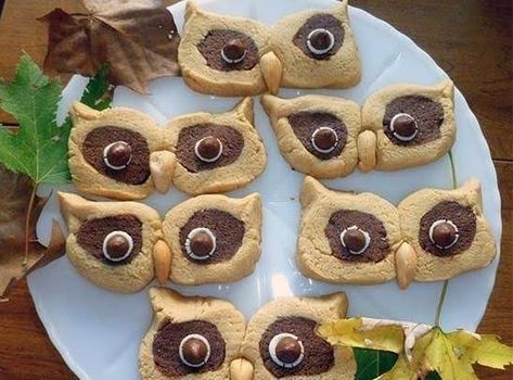 Owl Cookies, Snacks Für Party, Peanut Butter Cookies, Cookie Monster, Finger Food, Monster Cookies, Creative Food, Butter Cookies, Cute Food