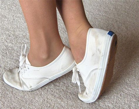 I do love Keds Keds White Sneakers Outfits, Pantyhose With Sneakers Outfit, White Keds Outfit, Keds Shoes Women, Tights And Trainers, Keds Outfit, Keds Outfits, Keds Tennis Shoes, Moodboard Images