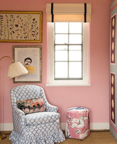 Pretty Interiors, Beata Heuman, Kitschy Decor, Charleston Homes, Farrow And Ball Paint, Granny Chic, Pink Paint, Web Banner Design, Pink Bedroom