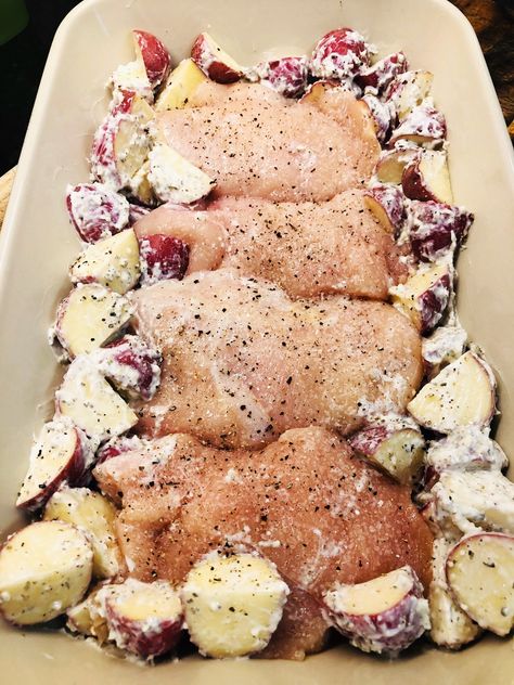 Creamy Parmesan Chicken and Potatoes - Cooks Well With Others Red Potatoes Healthy, Small Potatoes Recipe, Parmesan Chicken And Potatoes, Creamy Parmesan Chicken, Red Potato Recipes, New Chicken Recipes, Pan Chicken Recipes, Red Potato, One Pan Meal