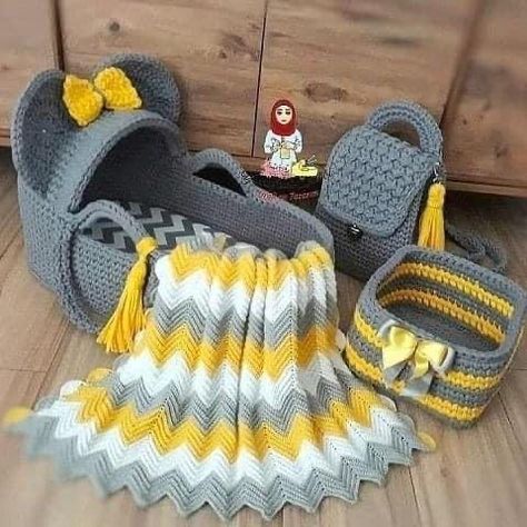 Baby Crochet Blankets, Crochet Crib, Baby Afghan Crochet Patterns, Crochet Nursery, Summer Baby Clothes, Baby Afghan Crochet, Crochet Basket Pattern, Crochet Set, Crochet Baby Clothes