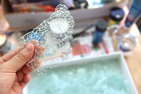 Magical Reflection of Tempered Glass Tempered Glass Art, Glass Craft, Glass Projects, Glass Tiles, Art How, Safety Glass, But First, Glass Crafts, Mosaic Glass