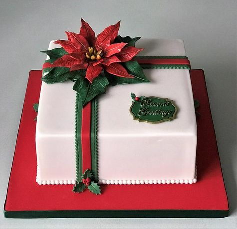 Christmas Cake Decorating, Christmas Cake Ideas, Christmas Cake Decoration, Christmas Themed Cake, Present Cake, Cake Light, Fruit Cake Christmas, Christmas Cake Designs, Present Box