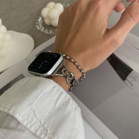 Apple Watch Ultra Women, Apple Watch Stainless Steel, Apple Watch Bracelets, Watch Band Bracelet, Apple Watch Ultra, Band Fits, Black Apple, Watch Ultra, Band Bracelet