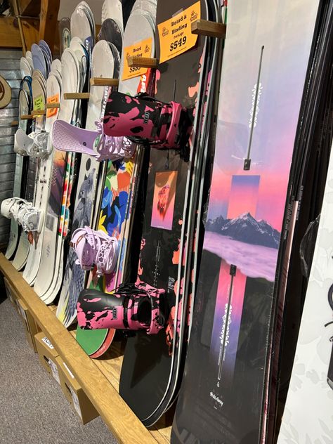 snowboarding, winter, skiing Cute Snowboards, Snowboarding Astethic, Aesthetic Snowboarding, Snow Boarding Aesthetic, Snowboard Aesthetic, Best Snowboards, Snowboarding Equipment, Snowboards Design, Ski Pictures