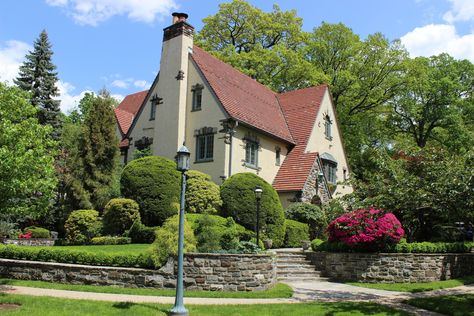 Forest Hills, Queens American House Exterior, Tudor Revival House, Forest Hills Gardens, Forest Hills Queens, Goethe's Faust, House Forest, Tudor Cottage, Pretty Houses, Manifest Destiny