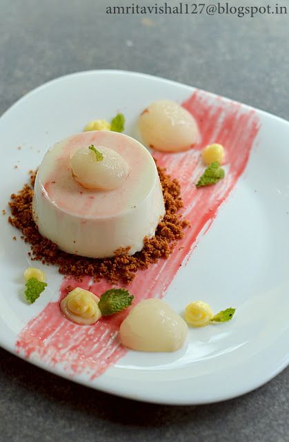 Sweet 'n' Savoury: Lychee pannacotta with Ginger biscuit crumb and Coconut lemon curd Asian Plated Desserts, Simple Plated Desserts, Mousse Plating Ideas, Japanese Plated Desserts, Panacotta Plating Ideas, Vegan Plated Desserts, Lychee Dessert Recipes, Plated Dessert Ideas, Panna Cotta Plating