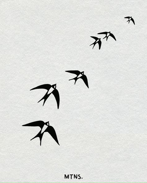 Easy drawing tutorial for swallows… swipe to see how you could combine several of them. Just for fun, I put the design on a T-shirt (3rd pic). Would you buy it? #naturedrawing #drawinglovers #maketimeforart #drawanyway #drawingtutorial #blackpenart #swallowtattoo Barn Swallow Drawing, Swallow Sketch, Doodles With Pen, Swallow Drawing, Swallow Design, Sparrow Drawing, Small Doodles, Small Doodle, Swallow Tattoo