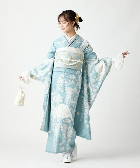 Kimono Outfit Japanese, Japanese Kimono Dress, Traditional Asian Clothing, Cute Kimono, Japanese Traditional Clothes, Japanese Yukata, Japanese Traditional Clothing, Cute Kimonos, Kimono Japan