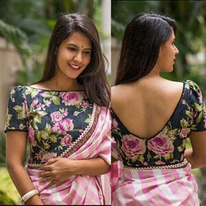 20+ Latest Floral Printed Saree Blouse Designs to try this year || Styling Tips for Floral printed blouse | Bling Sparkle Indian Outfit Ideas, Print Blouse Design, Outfit Ideas Wedding, Saree Bluse, Saree Jacket Designs, Indian Blouse Designs, Boat Neck Blouse Design, Cotton Blouse Design, Sari Design