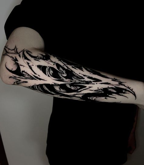 Emo Tattoos, Shadow Tattoo, Goth Tattoo, Gothic Floral, Full Arm Tattoos, Tattoo Inspiration Men, Floral Tattoo Sleeve, Creepy Tattoos, Geniale Tattoos