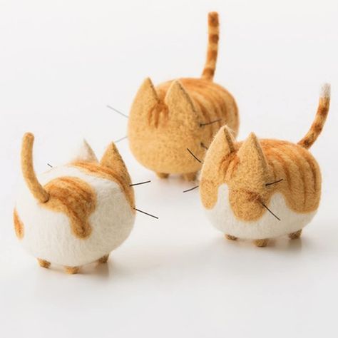 Big Needle, Felting Needles, Needle Felted Cat, Needle Felting Diy, Wool Needle Felting, Felting Wool, Crafts For Adults, Diy Crafts For Adults, Needle Felting Kits