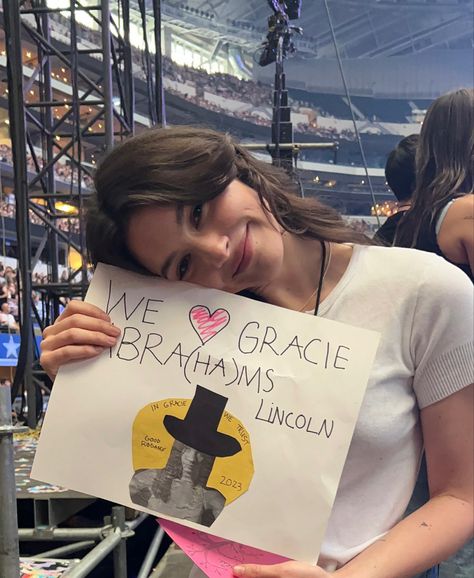 Gracie at the Eras Tour in Arlington, TX 4/2/23 Dylan Thomas, Good Riddance, I'm With The Band, Gracie Abrams, Angel Face, Graceland, Fav Celebs, Live Laugh Love, Look At You