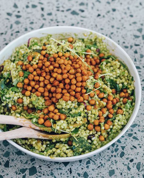 Healthy Couscous Recipes Clean Eating, Pesto Pearl Couscous, Couscous Pasta Salad, Pearl Couscous Salad, Wholesome Life, Veggie Patties, Pearl Couscous, Spiced Chickpeas, Couscous Recipes