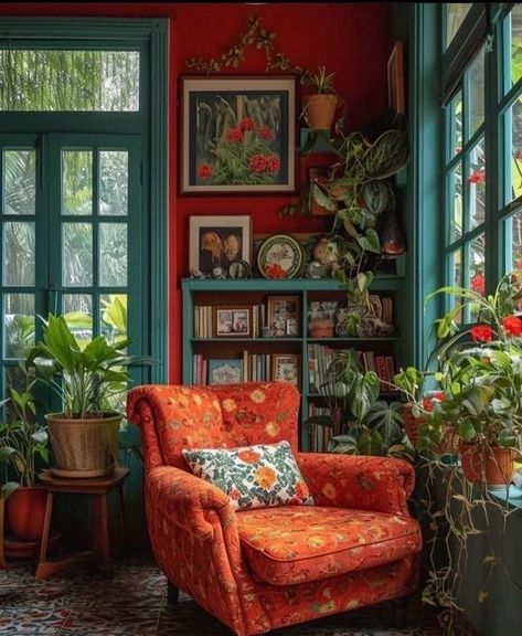 Chaotic Room Aesthetic, Maximalist Interior Design, Maximalist Interior, Colourful Living Room, Maximalist Decor, Maximalism, Eclectic Interior, Eclectic Home, Dream House Decor