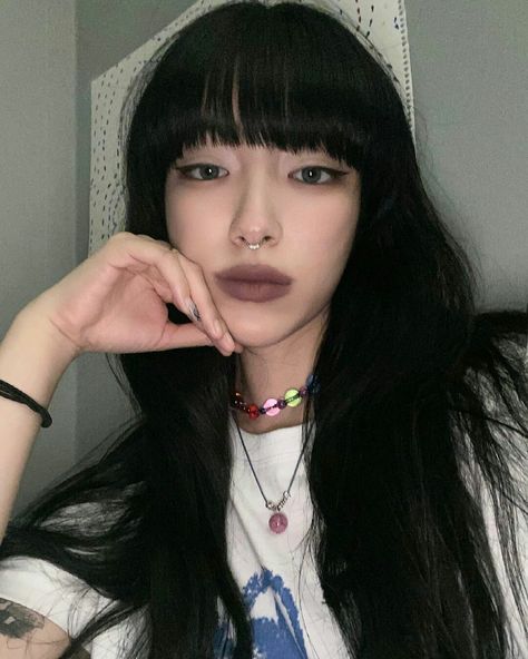 Septum Nose Piercing, Full Bangs, Rpw Port, Face Piercings, Grunge Girl, Korean Girl Fashion, Hair Collection, Septum Piercing