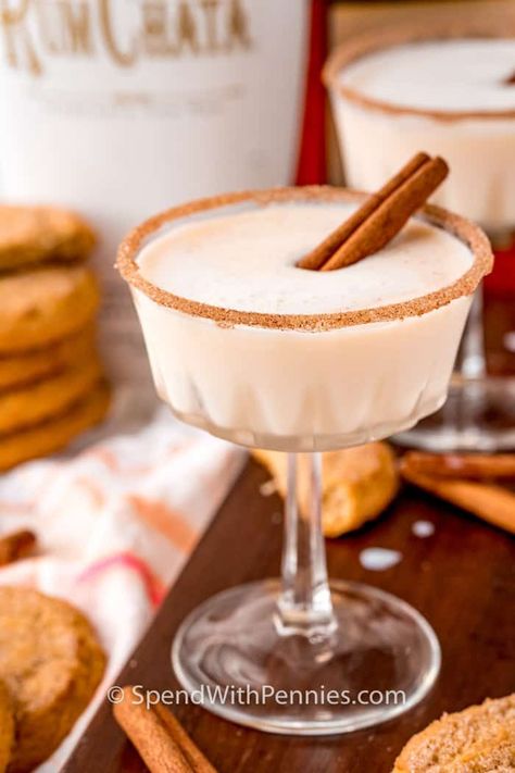 Milk, cinnamon sugar, and simple syrup with RumChata are the main ingredients in this Rumchata drink mix! Add Buttershots and Amaretto for layers of flavor and pour it over iced coffee! #spendwithpennies #rumchatadrink #rumchatacocktail #cocktail #recipe #cinnamon #Christmas #coffee #holiday #simplesyrup #easy Snickerdoodle Cocktail, Cookie Cocktails, Rumchata Recipes Drink, Christmas Food Appetizers, New Years Treats, Rumchata Cocktails, Stove Top Mac And Cheese, Rumchata Drinks, Soup Ham