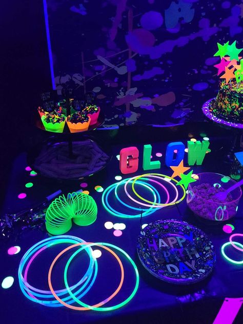 Glow/Neon Party Birthday Party Ideas | Photo 7 of 12 | Catch My Party Neon Themed Birthday Party, Neon Party Birthday, Glow Birthday Party Ideas, Glow Neon Party, Glow Party Decorations, Neon Glow Party, Glow Games, Neon Birthday Party, Dance Party Birthday