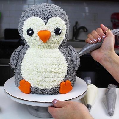 Penguin Cake, Penguin Cakes, Penguin Birthday, Puppy Cake, 3d Cakes, Animal Cakes, Animal Cake, Baby Cakes, God Mat