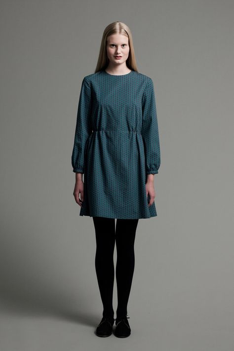 Fellow Dress | Samuji FW14 Prints Collection Fitted Folk Cotton Dress, Happy Fashion, Dark Outfits, Classic Collection, Sweater Dress, Pinterest Likes, Lookbook, Textiles, Closet