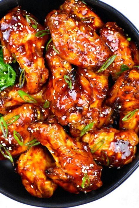 Looking for a crowd-pleasing recipe for your Super Bowl party? These Spicy Korean Wings are a burst of flavor that pairs perfectly with the big game! Chicken Wings Party, Korean Wings, Wing Flavors, Chicken Wing Sauce Recipes, Korean Chicken Wings, Wings Party, Spicy Chicken Wings, Wing Sauce Recipes, Chicken Sauce Recipes