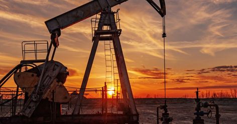 How Oil and Gas Companies Can Fight Climate Change Gas Energy, Renewable Energy Technology, Oil Drilling, Gas Company, Sustainable City, Energy Industry, Gas Industry, Crude Oil, Energy Technology