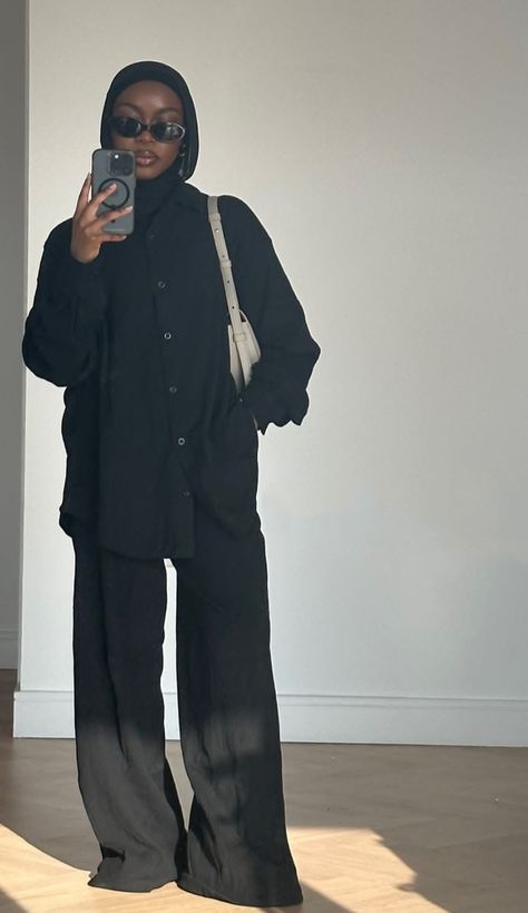 Modest Outfits Muslim Casual, Summer Modest Outfits Muslim, Modest Capsule Wardrobe, Modest Outfits Aesthetic, Outfit Core, All Black Outfit For Work, Summer Modest Outfits, Hijabi Muslimah, Black Summer Outfits