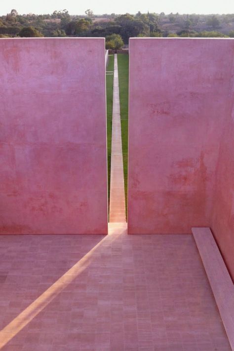 The Neuendorf House by John Pawson and Claudio Silvestrin | STYLEPARK Neuendorf House, Claudio Silvestrin, John Pawson, Small Apartment Design, Interior Minimalista, Teen Room Decor, Chinese Architecture, Architectural Digest, Architecture Model