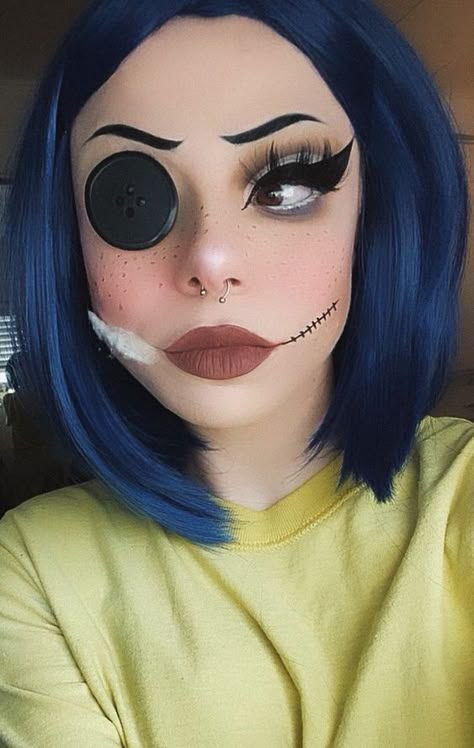 Characters With Blue Hair Costume, Excorsist Costume Diy, Drusilla Cosplay, Gothic Costume Halloween Women, Disney Character Makeup Looks, Coraline Inspired Makeup, Coraline Makeup Looks, Blue Hair Halloween Costumes Ideas, Coraline Halloween Makeup