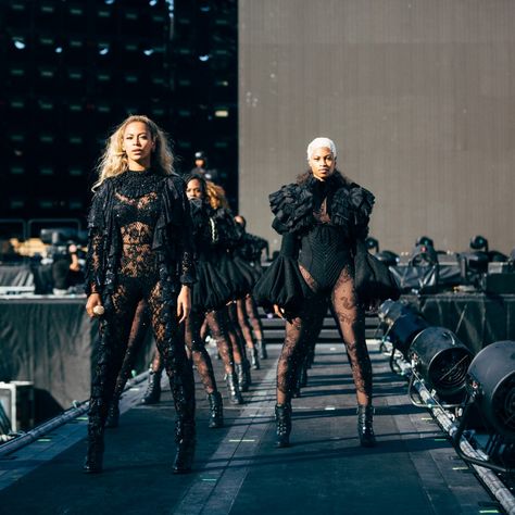 Beyonce Formation Tour, Beyonce Costume, Beyonce 2013, Alien Superstar, Formation Tour, Cultura Hip Hop, The Formation World Tour, Formation World Tour, Bday Shoot