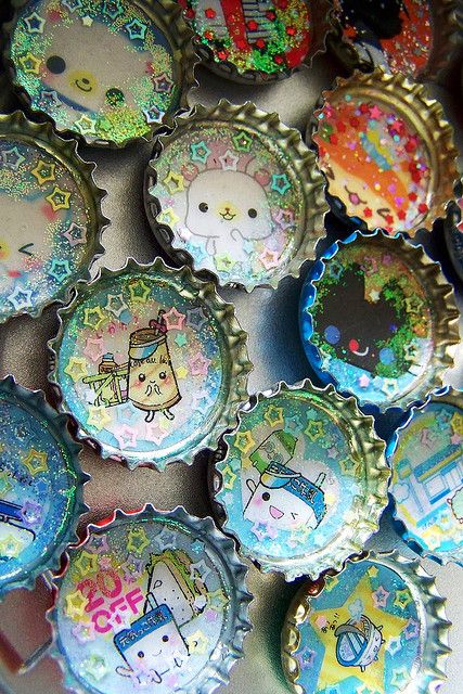 Embellishments-kawaii bottlecap project @Lydia Squire Squire Squire Dibben              / embellishment Cute Crafts To Sell, Crafts With Bottles, Crafts With Bottle Caps, Bottlecaps Crafts, Diy Kawaii Crafts, Kawaii Crafts Diy, Bottle Cap Diy, Kawaii Diys, Kawaii Bottle