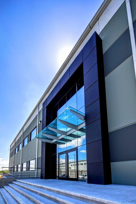 Factory Facade Design, Industrial Building Facade, Industrial Building Design, Commercial Steel Buildings, Industrial Facade, Wall Building, Church Building Design, Commercial Design Exterior, Exterior Facade