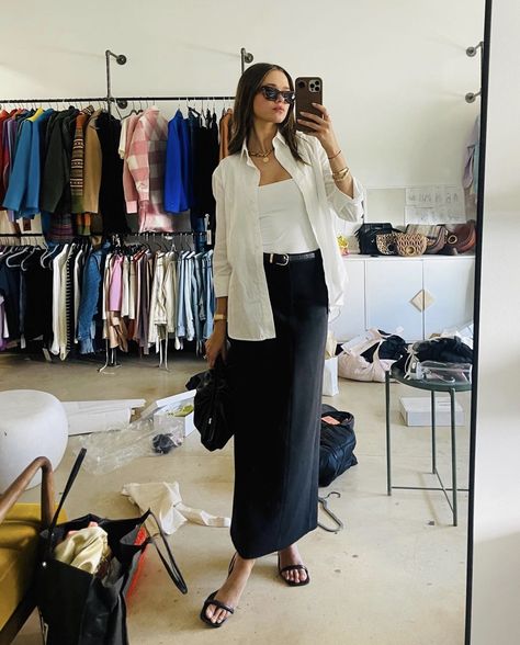 Valeria Lipovetsky Outfits, Valeria Lipovetsky Style, Style Inspo Summer, Valeria Lipovetsky, Office Outfit, Outfits 2017, Warm Weather Outfits, Club Monaco, Outfit Goals