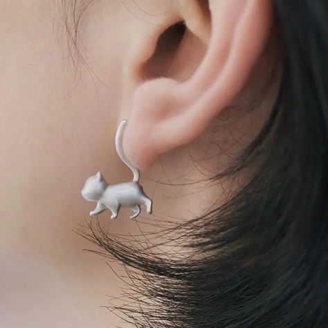 Cute Cat Earrings Exaggerated Retro Earrings Cool Party - Temu Needle Earrings, Vintage Style Earrings, Retro Cats, Animal Earrings, Floral Necklace, Cat Earrings, Layered Bracelets, Christmas Jewelry, Ear Jewelry