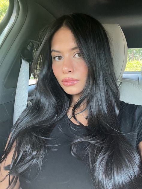 Black Mid Length Hair, Black Hair Mid Length, Mid Length Black Hair, Layers Face Frame, Mid Length Hair Straight, Sofia Richie Old Money, Mid Length Layers, Black Hair Dyed, Black Hair Layers