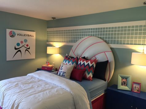 Girl's Volleyball bedroom, volleyball headboard Volleyball Room Decor, Volleyball Bedroom, Softball Bedroom, Softball Decor, Volleyball Room, Softball Room, Volleyball Locker, Volley Ball, Girl Beds