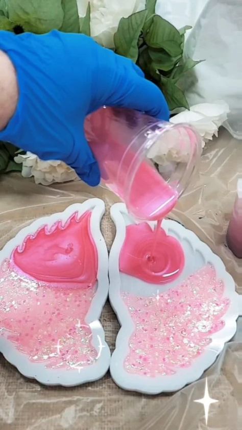 Resin Angel Wings, Resin Works, Artist Tutorials, Pink Sparkly, Resin Crafts, Angel Wings, Epoxy Resin, Pretty In Pink, Angel