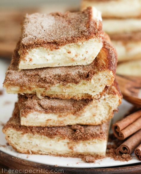 Canned Biscuit Dough Recipes: Get the recipe for this churro cheesecake at The Recipe Critic. Cheesecake Packaging Ideas, Cheesecake Packaging, Best Cheesecake Recipes, Biscuit Dough Recipes, Canned Biscuit, Make Biscuits, Churro Cheesecake, Cheesy Biscuit, Sausage Biscuits